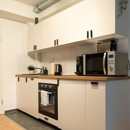 Hamburg City Apartment For 4 Buitenkant foto